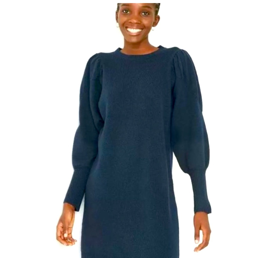NWT puff sleeve sweater dress super cute!